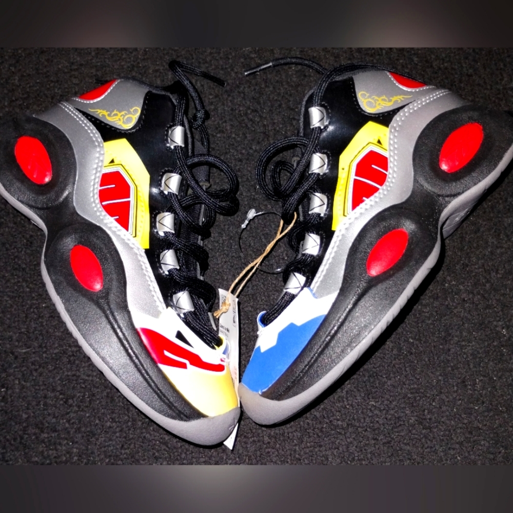 Reebok question mid power rangers 1Y NEW